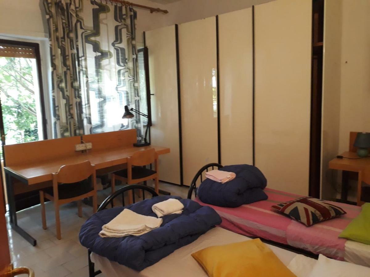 Готель Bed In Siena Tognazza Екстер'єр фото