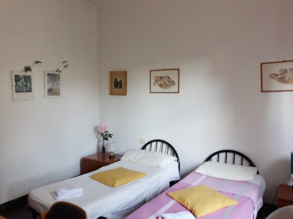 Готель Bed In Siena Tognazza Екстер'єр фото